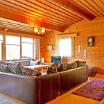 Prázdninový dům Jyrkaenne By Interhome Riistakoski